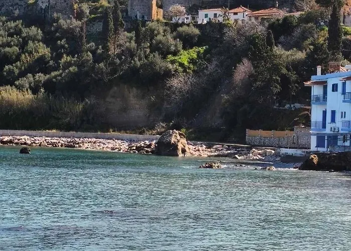 Castle View Serenity Square